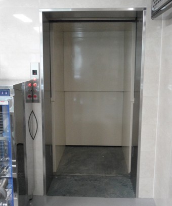 1MAST LIFT